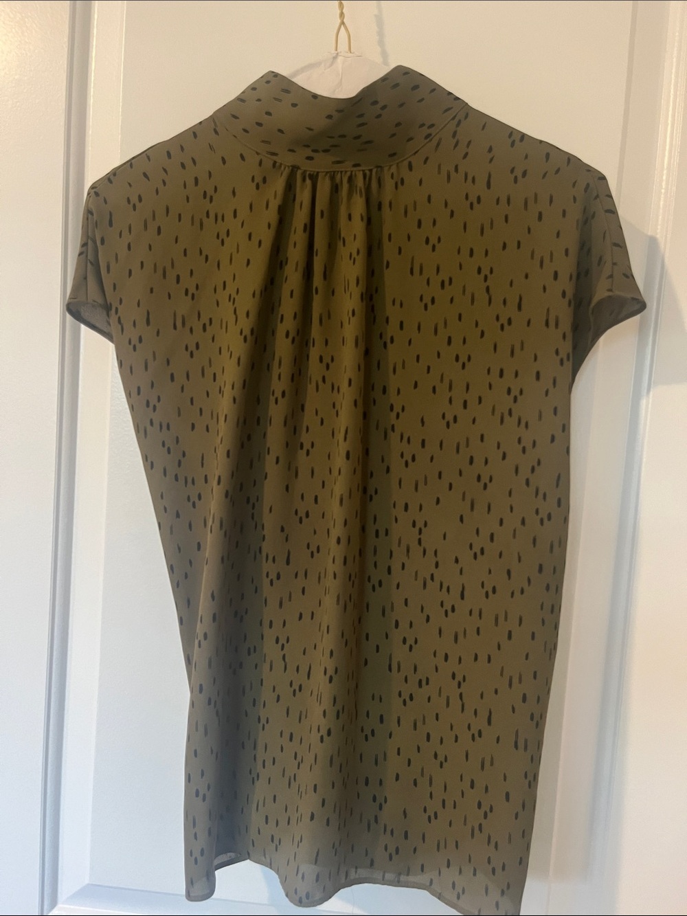 Worthington Olive Green Sleeveless Blouse with Black Dot Print